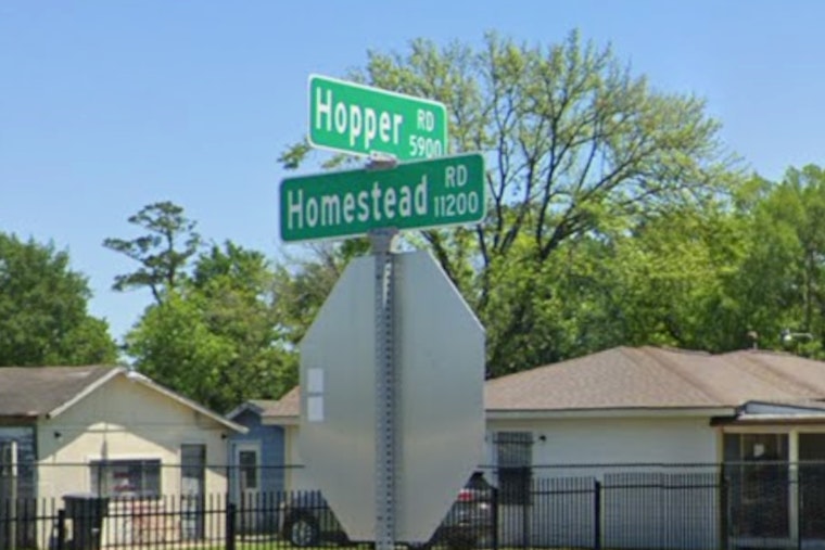 Man Found Dead in Northeast Houston Following Late-Night Mobile Home Fire