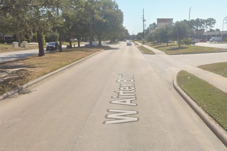 Man Wounded by Gunfire in North Harris County, Suspects at Large After Shooting on Airtex Boulevard