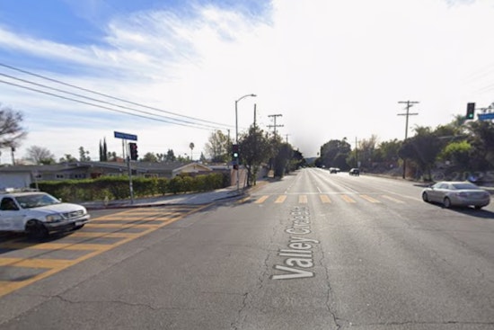 Massive Sinkhole and Flooding Shuts Down Woodland Hills Traffic Near El Camino Real High School