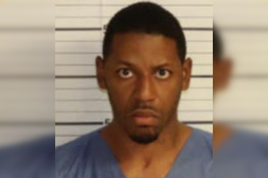 Memphis Police Nab 33-Year-Old with Gang Ties and Seize Illegally Modified Gun