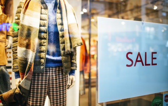 Metro Detroit Embraces Traditional In-Store Black Friday Shopping Amid Shift in Holiday Retail Trends