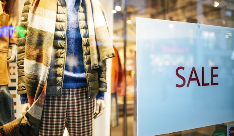 Metro Detroit Embraces Traditional In-Store Black Friday Shopping Amid Shift in Holiday Retail Trends