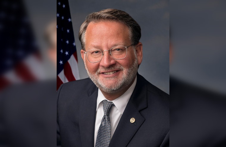 Michigan Senators Peters and Slotkin Reject Senate Deal to End Shutdown, Citing Healthcare Concerns