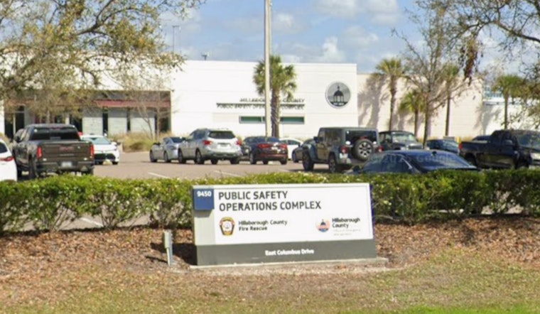 Mike Alstott Family Foundation to Provide Thanksgiving Feasts to Hillsborough County Firefighters and Dispatchers