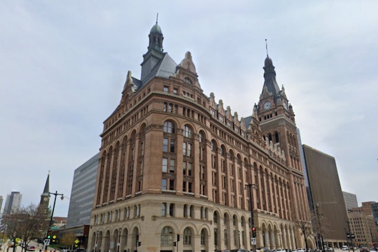 Milwaukee City Hall Hosts Latvian Cultural Week with Exhibits and Independence Day Celebration