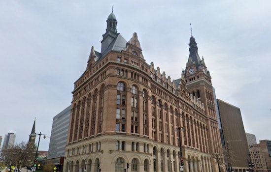 Milwaukee City Hall Hosts Latvian Cultural Week with Exhibits and Independence Day Celebration
