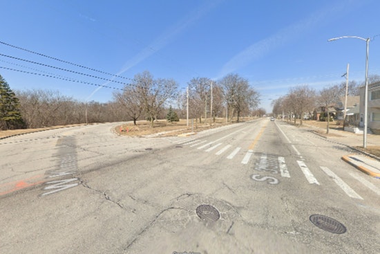 Milwaukee Community Mourns as 24-Year-Old Driver Dies After Striking Tree near 35th and Kinnickinnic River Parkway