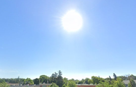 Milwaukee Enjoys Sunny Respite Today with Mild 59 Degrees, Clouds and Cooler Temps on Horizon, Says NWS