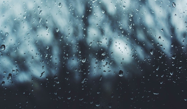 Milwaukee to Face Cloudy Skies and Mild Drizzles Today, Brighter Weekend Ahead National Weather Service Advises
