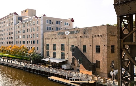 Milwaukee's Lakefront Brewery Defies Federal Ban with Launch of THC-Infused 'High Jinx' Beverage