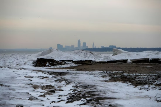 Mixed Weather Patterns in Cleveland: Advisories Dial Down as City Anticipates New Snow System