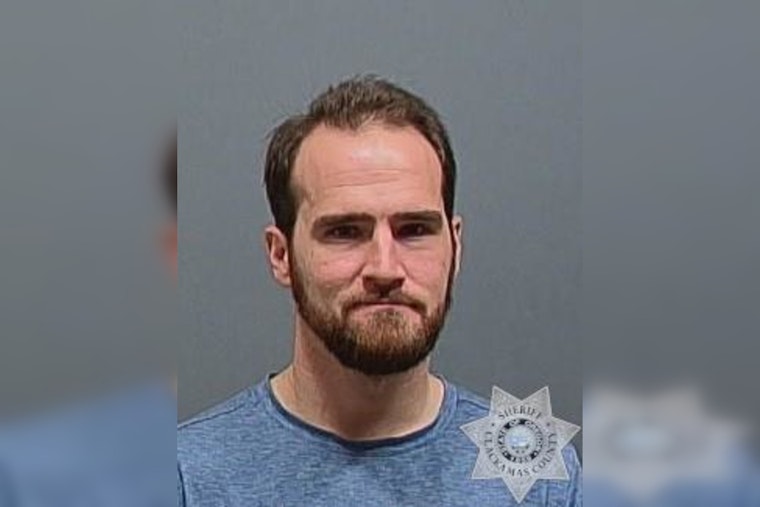 Molalla Sex Offender Convicted on Multiple Charges for Abusing Young Girl, Faces Minimum 25-Year Sentence