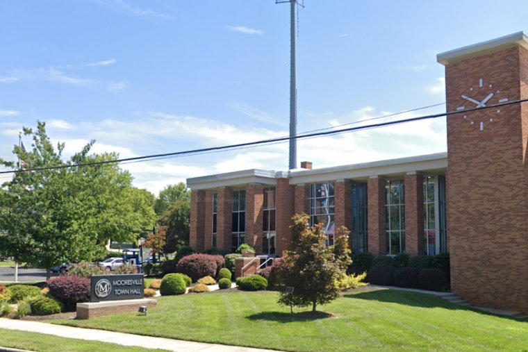 Mooresville Prepares for Induction of New Leaders and Community Talks at Special Called Public Meeting