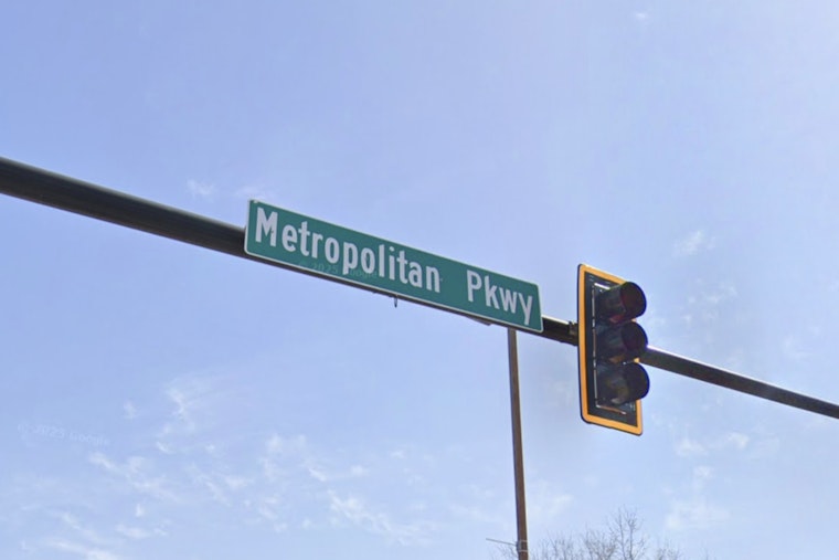 Motorcyclist Killed in Thanksgiving Night Collision on Metropolitan Parkway SW, Atlanta