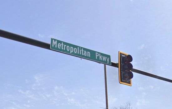 Motorcyclist Killed in Thanksgiving Night Collision on Metropolitan Parkway SW, Atlanta
