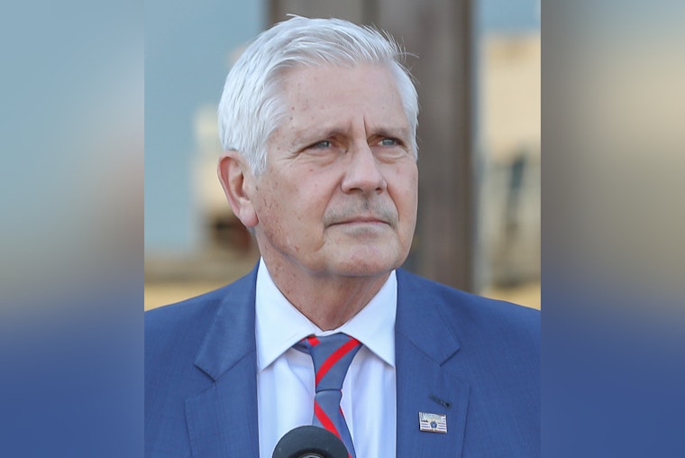 Nassau County's Bruce Blakeman Eyes New York Governorship, Defying GOP Unity Push