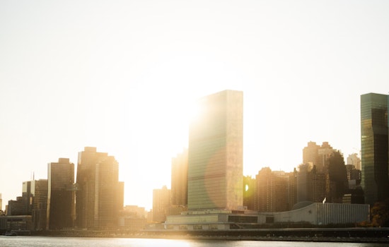 New York City Welcomes a Mild Fall Week with Clear Skies and Gentle Breezes Across the Boroughs