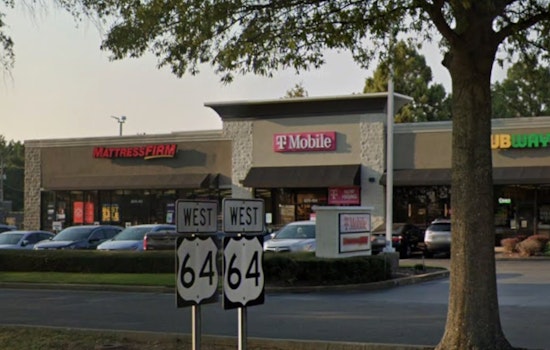 No Injuries as SUV Plows Through T-Mobile Storefront in Bartlett's Wolfchase Area