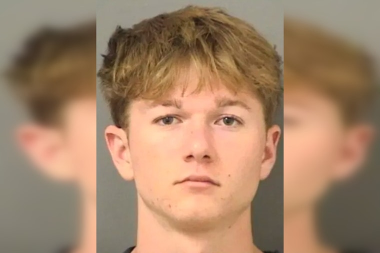 North Palm Beach Teen Sentenced After Guilty Plea in Vehicle Arson Spree Linked to Personal Disputes