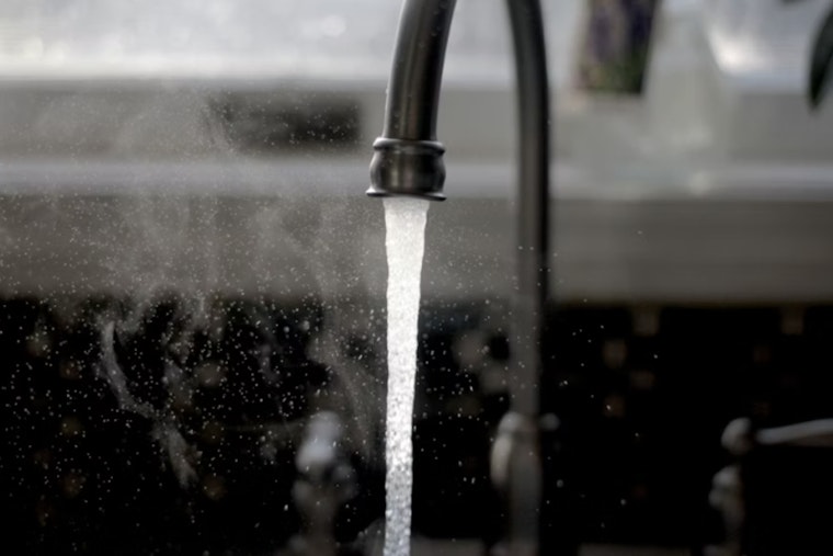 North Phoenix Senior Community Confronts Soaring Water Bills Due to Meter Errors
