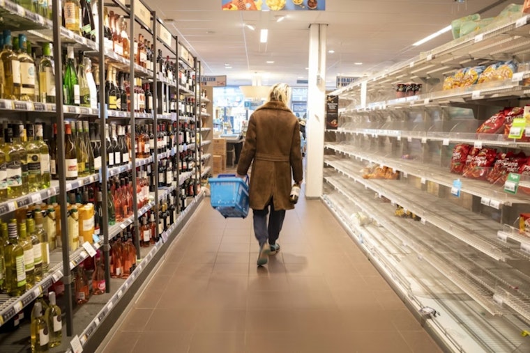 North Texans Navigate Store Hours for Last-Minute Thanksgiving Groceries, Dallas Stores Offer Limited Options