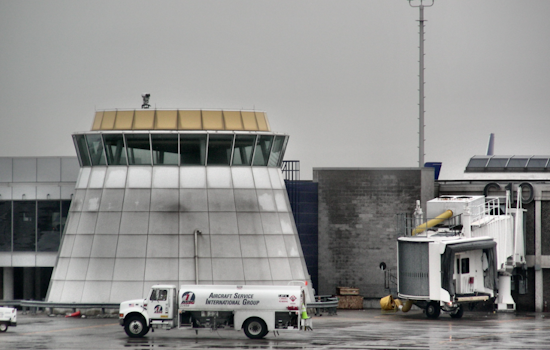 NTSB Investigates Close Call Between Aircraft at Cleveland Hopkins International Airport
