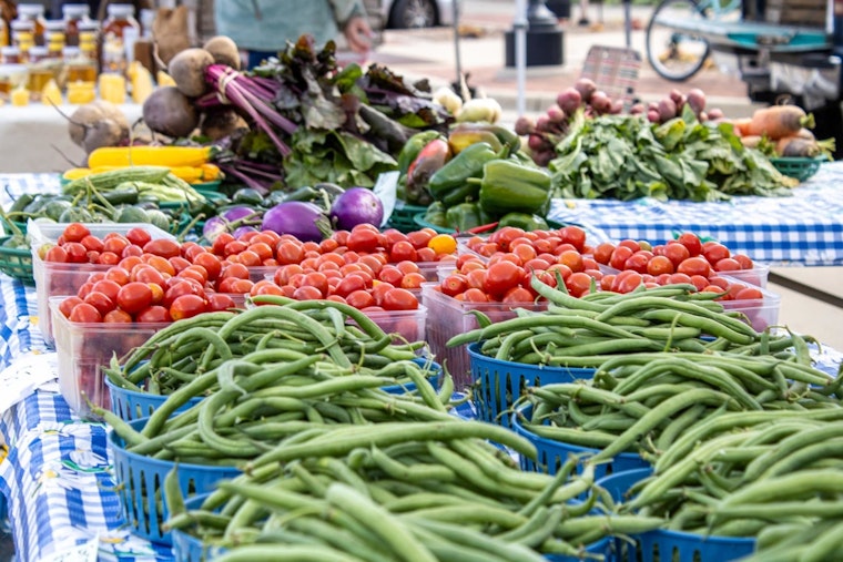 Oak Creek Farmers Market Thrives in 2025 with Record Sales Over $1.1 Million Amid Weather Challenges