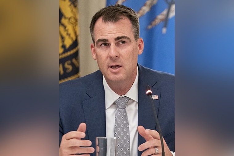 Oklahoma Governor Appoints Russ Cochran as Special Prosecutor Amid Sovereignty Debate