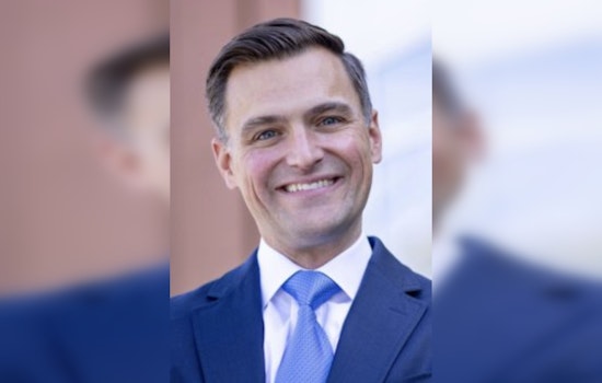 Oregon AG Rayfield Leads Legal Feast Against USDA's SNAP Cuts Before Thanksgiving!