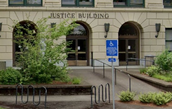 Oregon Spearheads Supreme Court Case to Challenge Presidential Emergency Powers on Tariffs