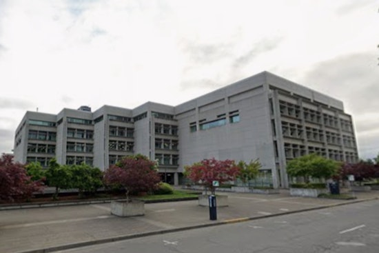 Oregon Taxpayers to Receive 'Kicker' Credit Due to $1.41 Billion Revenue Surplus