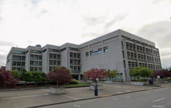 Oregon Taxpayers to Receive 'Kicker' Credit Due to $1.41 Billion Revenue Surplus