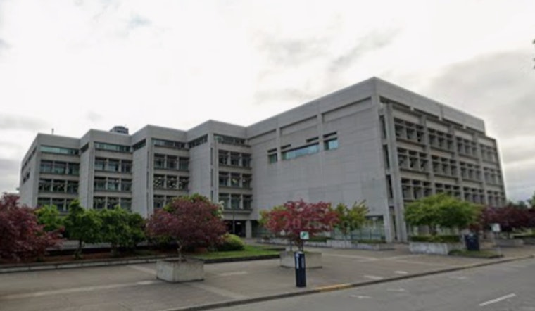 Oregon Taxpayers to Receive 'Kicker' Credit Due to $1.41 Billion Revenue Surplus
