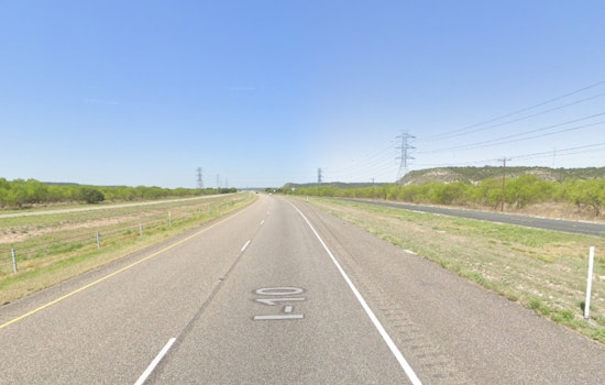 Overnight I-10 Rolling Closure in East Baton Rouge for Power Line Removal on Nov 26
