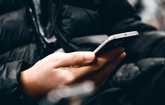 Palm Beach County Authorities Warn of Surge in Phone Scams Posing as FBI and Bank Officials