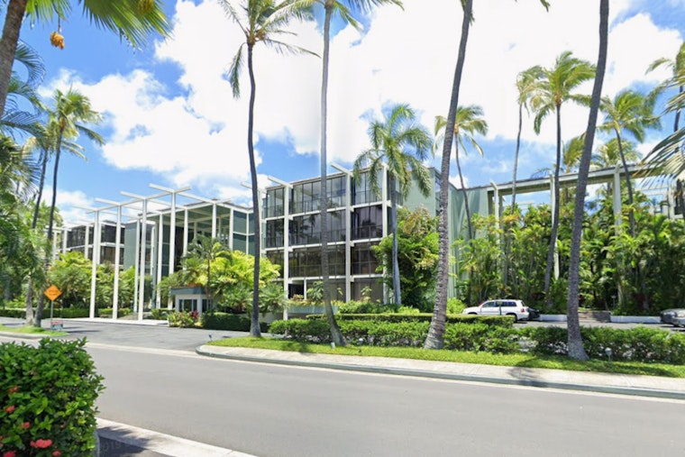 Pennies for Paradise as Kahala Beach Condos Sell for as Little as $45K with Lease Expiring