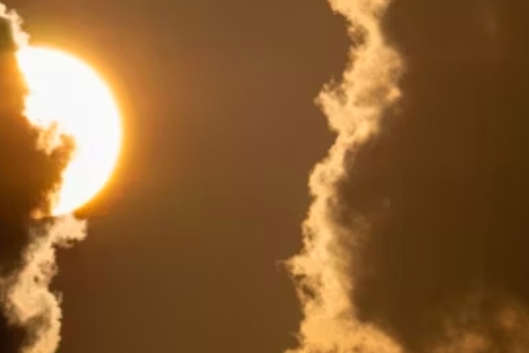 Philadelphia Faces Weather Whiplash with Sun Showers and Gusty Winds