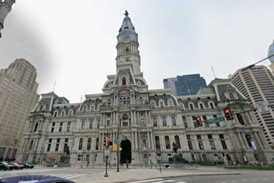 Philadelphia Rolls Out Annual Fall Leaf Recycling Program to Promote Sustainability