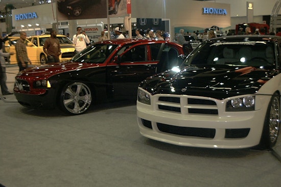 Phoenix Car Enthusiasts Swap Thanksgiving Traditions for Arizona International Auto Show Excitement