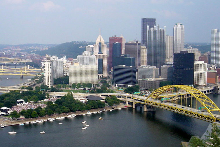 Pittsburgh Battles Snow Showers and Gusty Winds, Improved Conditions on the Horizon