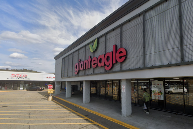 Pittsburgh's Giant Eagle Store Evacuated Amid Bomb Threat, No Explosives Found