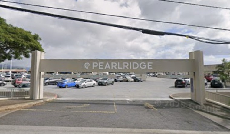 Planet Fitness Muscles Into Pearlridge, Turning Mall Errands Into Workout Runs