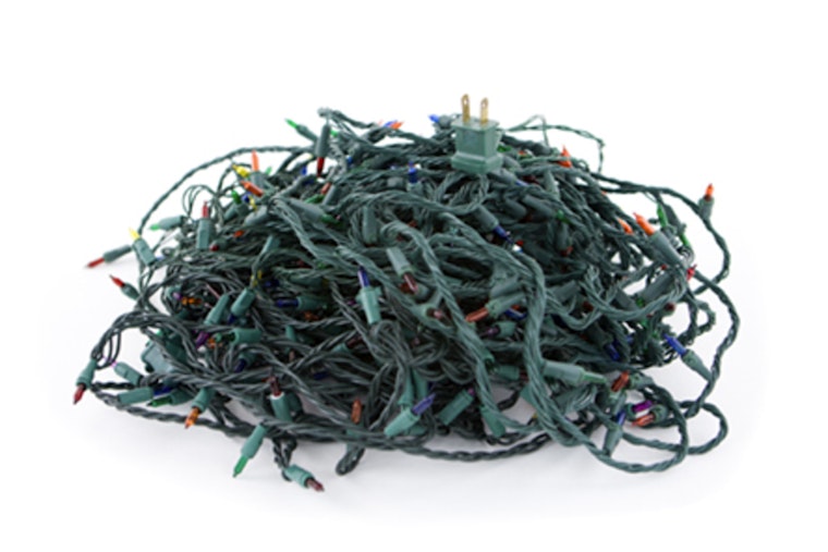 Plymouth Launches Free Holiday Lights Recycling Program to Curb Seasonal Waste