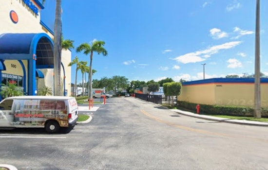 Pompano Beach Man Hospitalized After Stabbing Over Money Dispute as BSO Investigates