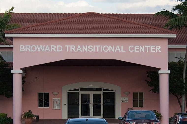 Pompano Beach Residents Rally Against ICE Raids and Detention Center Conditions