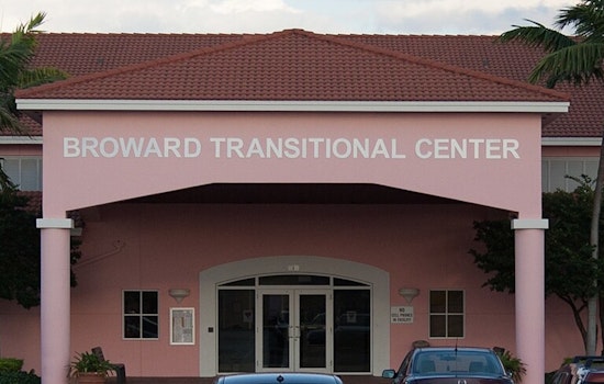 Pompano Beach Residents Rally Against ICE Raids and Detention Center Conditions