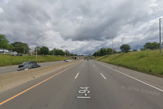 Reckless Driving Tragedy: Two Men Dead after Car Hits Tree on I-94 in St. Clair Shores