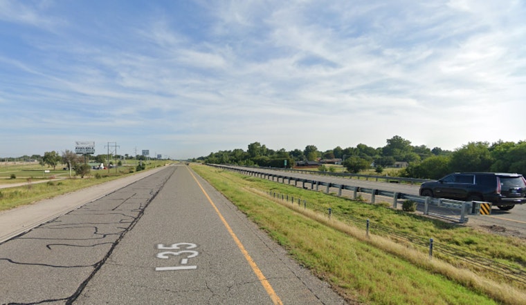 Rollover Crash and Gravel Spill on I-35 Near Purcell Causes Major Delays for Morning Commuters