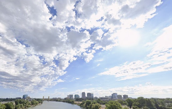 Sacramento's Mild Weather Forecast: Sunny Days and Light Showers Ahead