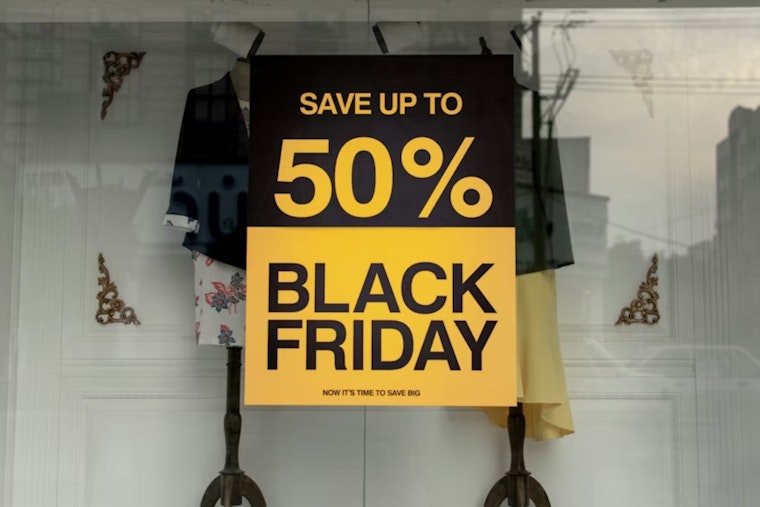 Sandy City Police Share Safety Tips for Shoppers During Black Friday Frenzy